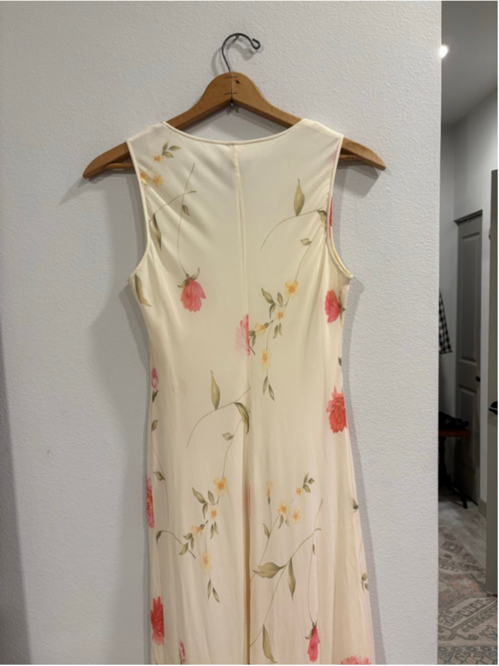 VTG Vintage Ann Taylor Y2K 100% Silk Cream Pink Floral Column Maxi Dress - Picture 7 of 7